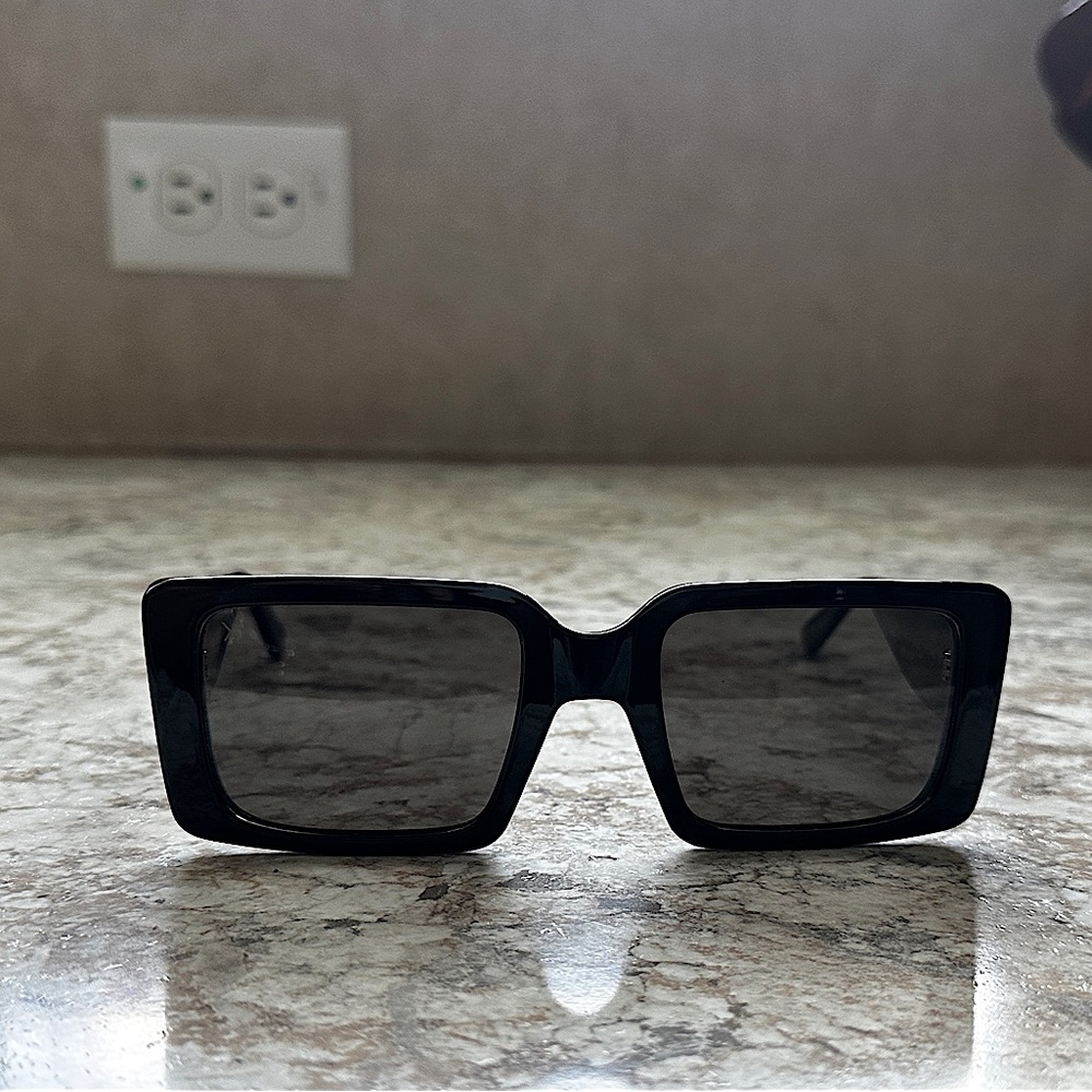 Les Do Makeup x Dime Brunch Sunglasses